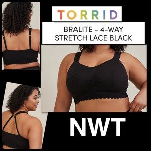 Torrid 4-Way Stretch Convertible Lace Bralette in Black NWT
